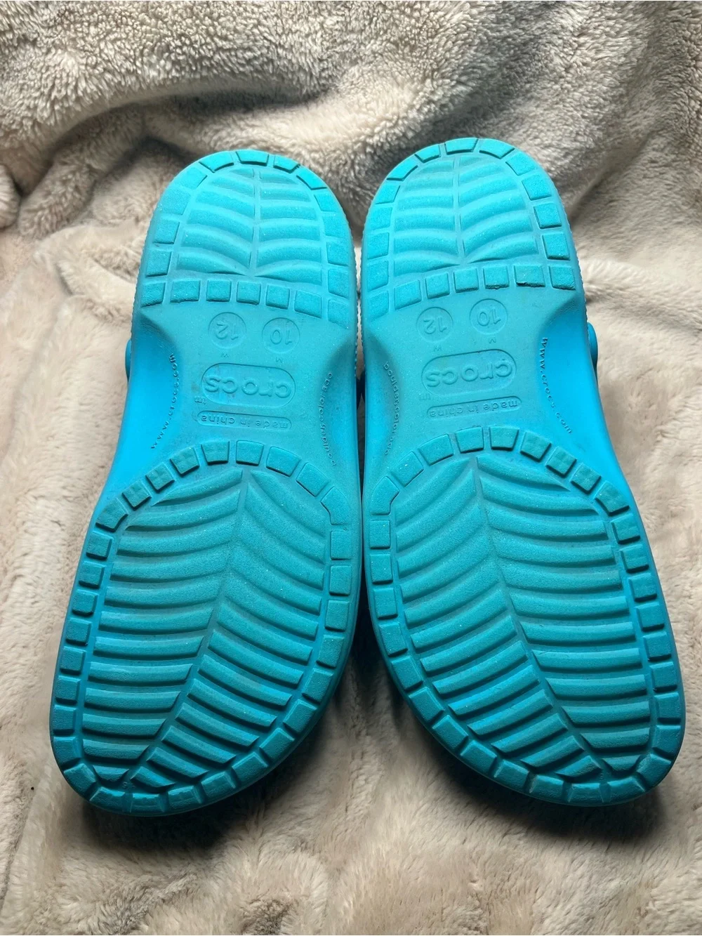 CROCS good preowned